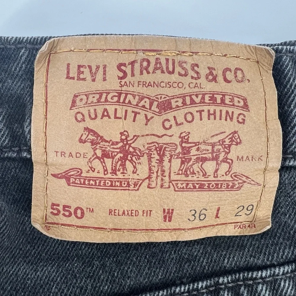 Levi's 550 Black Jeans Men's Size 36 x 29 Relaxed Fit Tapered Red Tag